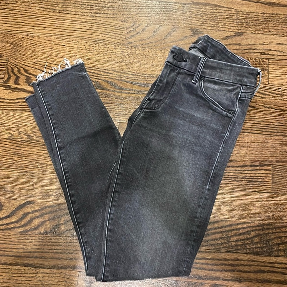 Mother Denim "The Looker" Grey Washed Size 26